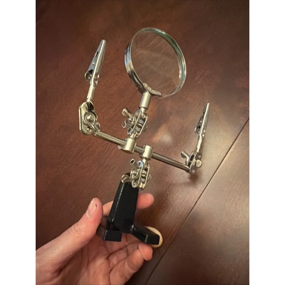 Vintage Magnifying Glass Stand